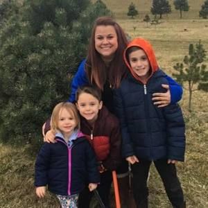 Meet your Posher, Terri